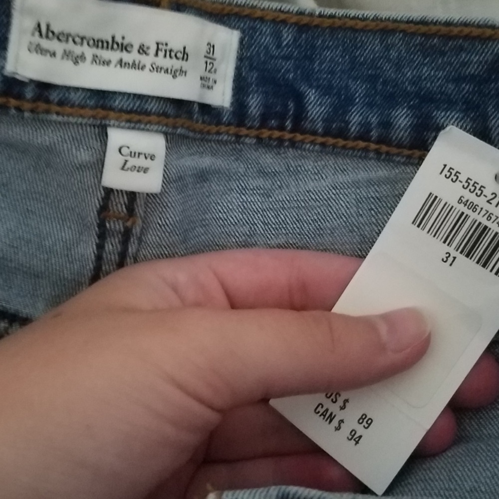 Abercrombie & Fitch Curve Love Jeans